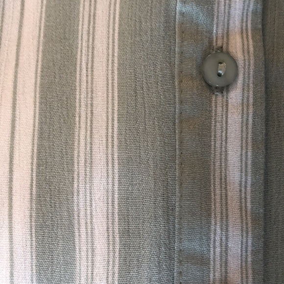 Top - Picture 4 of 6